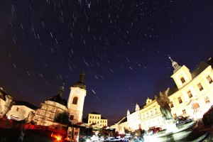 Foto 3 - Noční obloha nad Manětínem, foto Jakub TOMAN (Soubor.JPG)