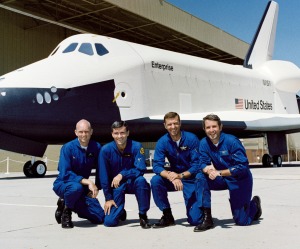 Space_Shuttle_Approach_and_Landing_Tests_crews_-_cropped