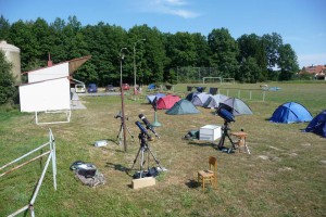 Tábor s částí pozorovací techniky